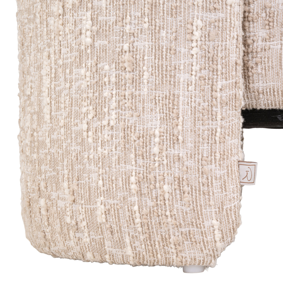 Banc Cupid beige angora with storage