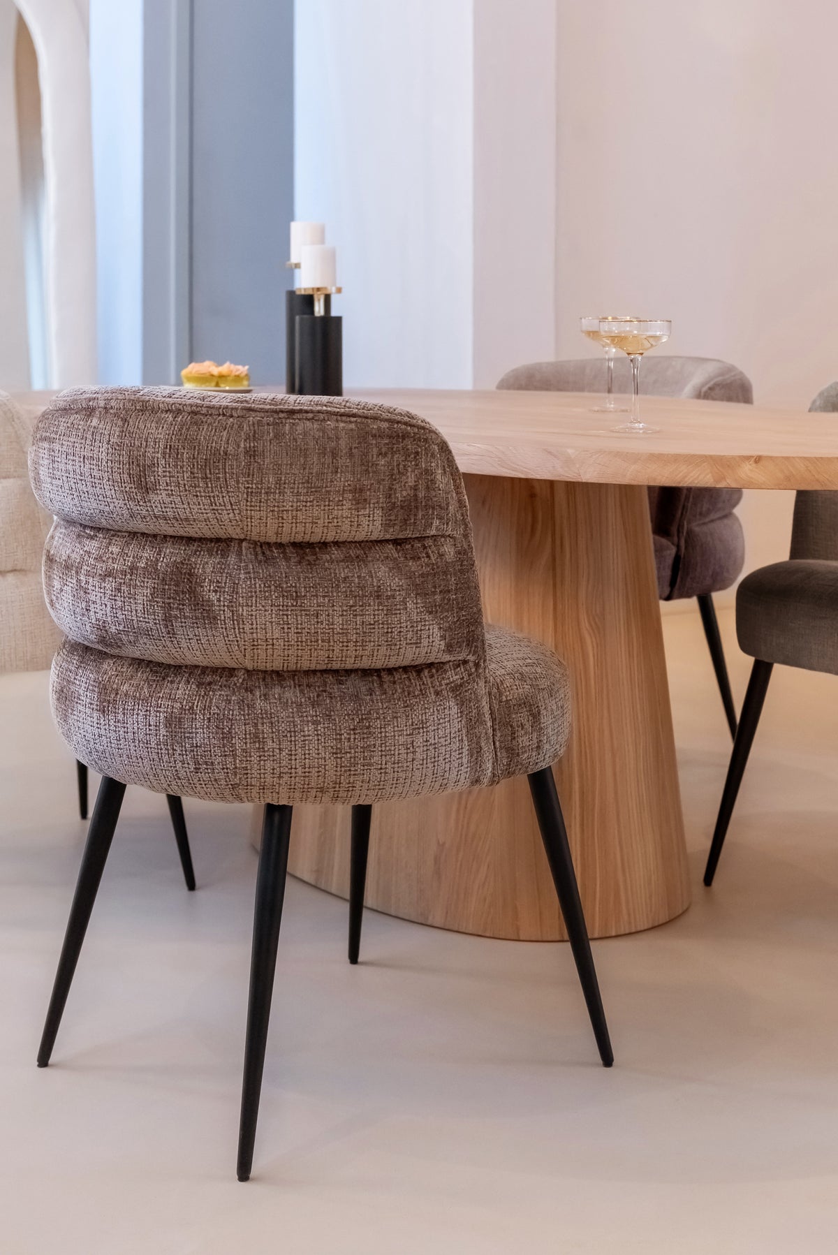 Table à manger Riva natural oak 230